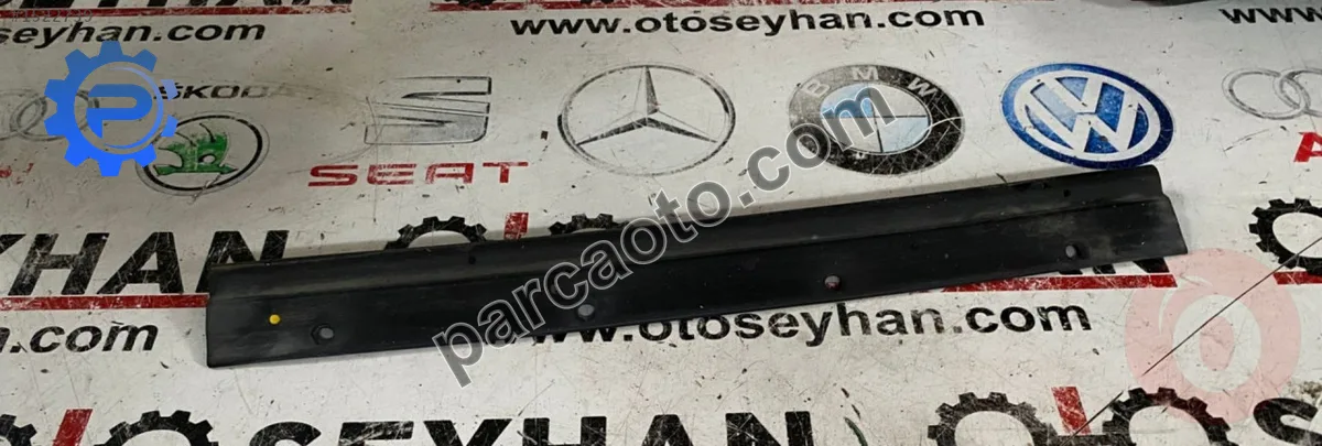 skoda octavia 2016 ön motor kaput lastiği orta sağ
