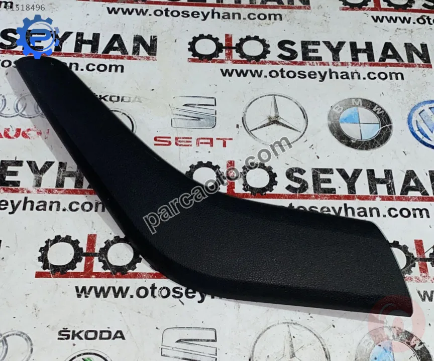 654867198 skoda scala 2020 sağ ön kapı kartonu iç çekme kolu
