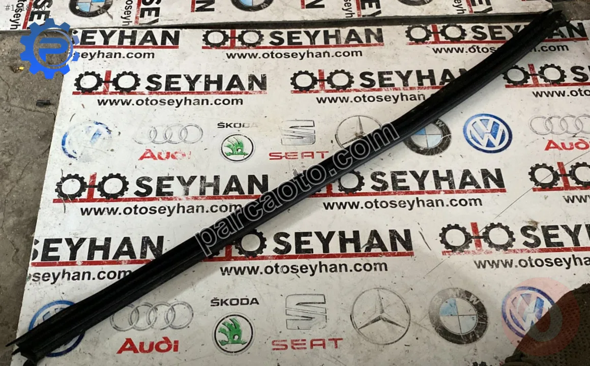 654837480 skoda scala 2020 sağ ön kapı iç cam sıyırıcı fitil