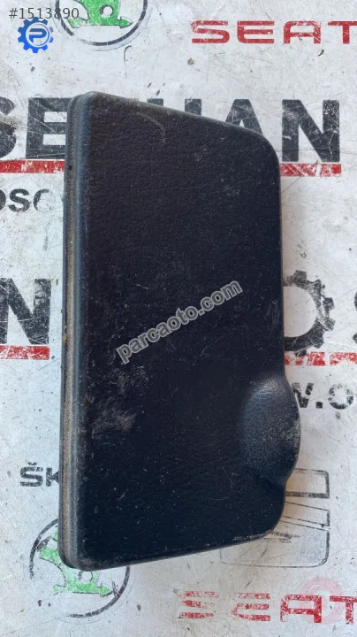 nissan vanetta cargo 1998 göğüs eşya gözü küllük kapağı