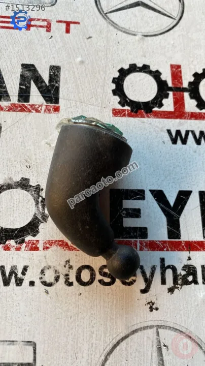 mercedes c180 w204 ön cam dikiz aynası yuvası tutucu mercedes c180 w204 ön cam dikiz aynası yuvası tutucu