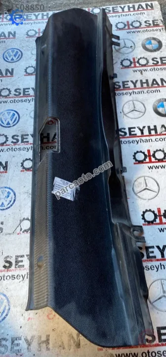 A2046900825 mercedes c180 w204 bagaj kilit kaplaması
