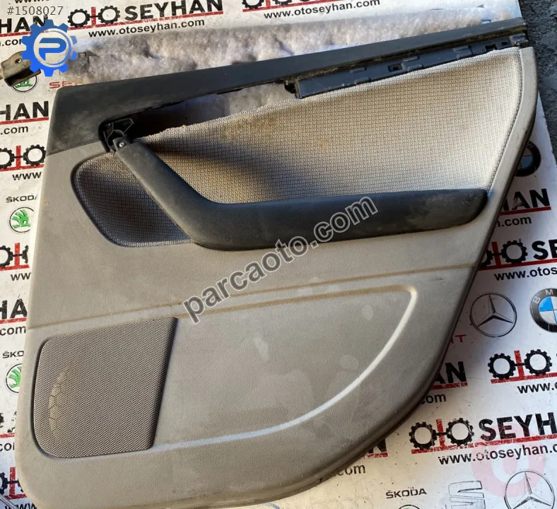 audi a3 sportback 2008 sağ arka kapı kartonu