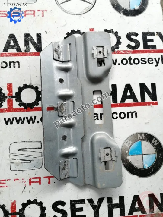 1K5858687A vw jetta 2009 sol arka tavan airbag tutucu demiri