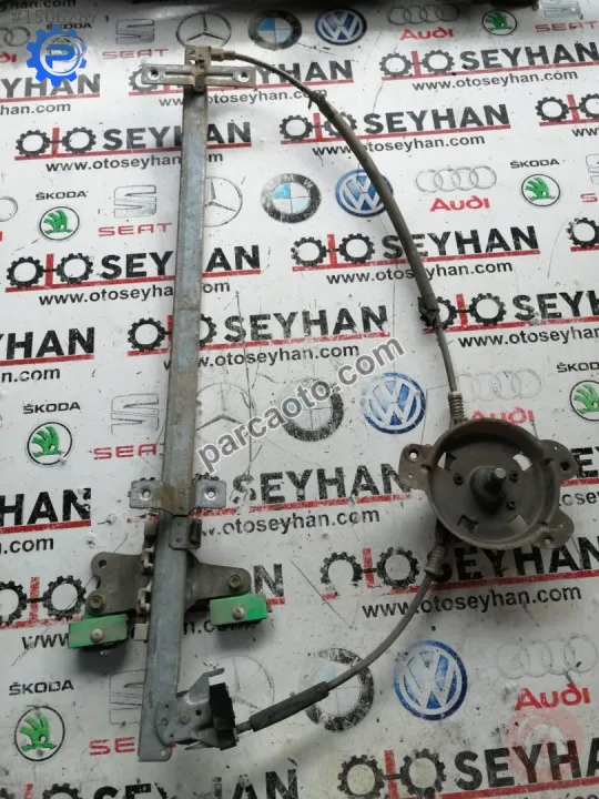 nissan vanetta cargo sağ ön kapı cam krikosu