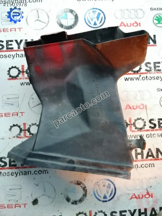 27850-9C002 nissan vanetta kalorifer havalandırma kanalı