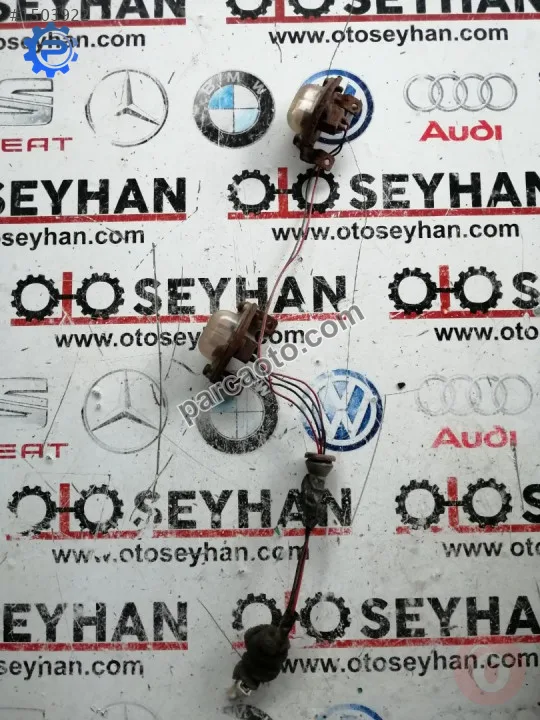 nissan vanetta cargo arka plaka lambası