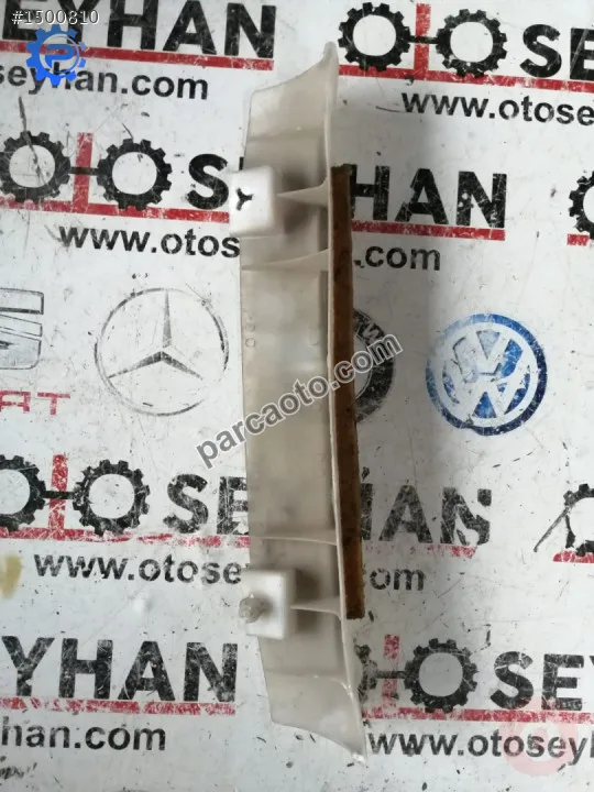 1J4880735A vw bora sağ direk tavan airbag tutucu