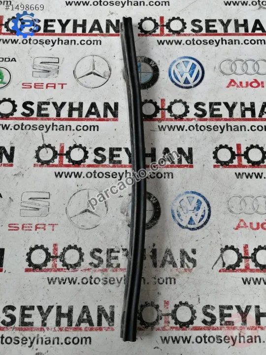 Volkswagen caddy motor kaput lastiği sol