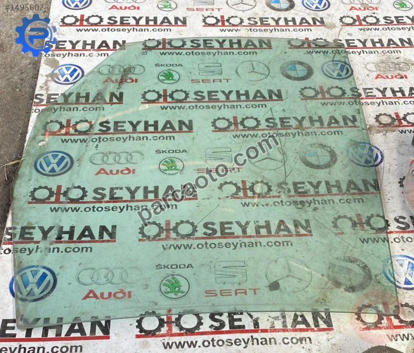 volkswagen golf 5 sağ arka kapı cam