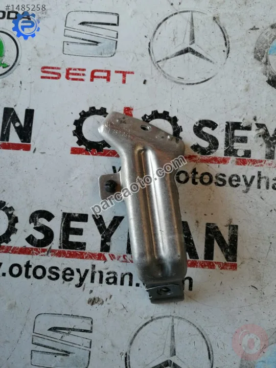 1K1857954 vw caddy göğüs demiri bağlantı ayağı sağ