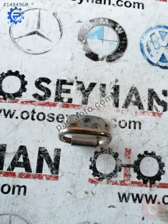 2K0801983 vw caddy bagaj kilit kaplaması bağlama kancası