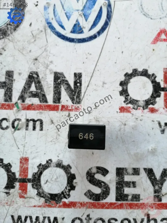 4H0951253C audi a3 646 nolu röle
