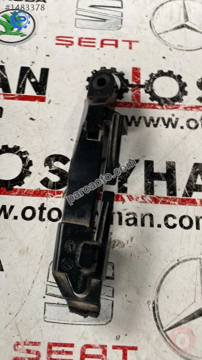 3G5857781 vw passat b8 sol arka emniyet kemeri halat yuvası 3G5857781 vw passat b8 sol arka emniyet kemeri halat yuvası