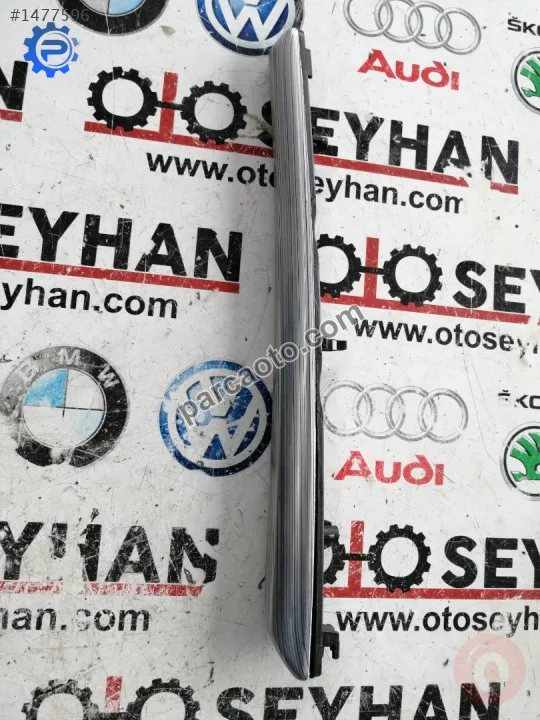 8V4867409 audi a3 sportback 2019 sol arka kapı kartonu çıta