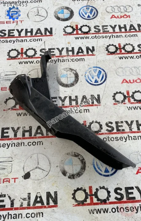 1K0201961C audi a3 sportback 2008 ön yakıt borusu koruyucu