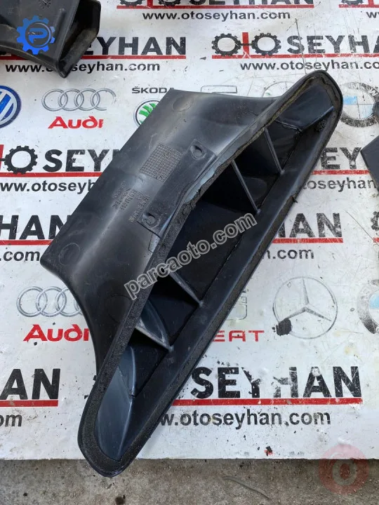 6L0819081 seat ibiza cordoba göğüs üst havalandırma kanalı