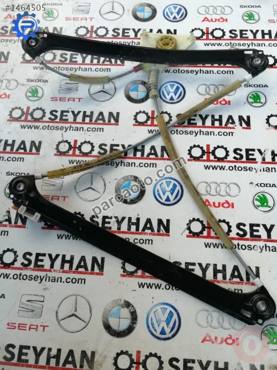 8P4837462A audi a3 2008 sağ ön kapı cam krikosu