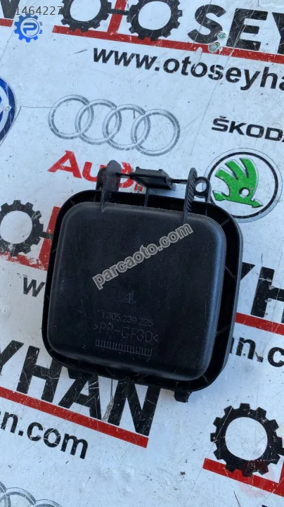 1305239225 audi a3 2008 sol far kapağı