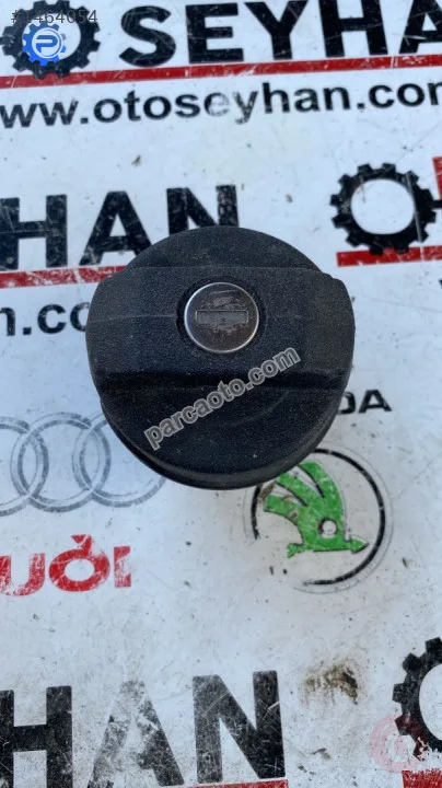 seat ibiza cordoba 2002-08 depo kapağı anahtarsız