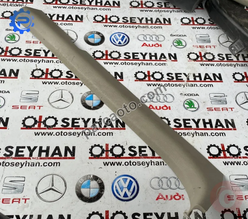 769B4-AV700 nissan primera sağ ön marşbiyel iç eşik kaplama 769B4-AV700 nissan primera sağ ön marşbiyel iç eşik kaplama