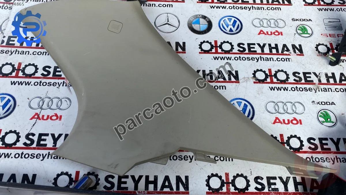 nissan primera 2007 sağ arka direk kaplaması