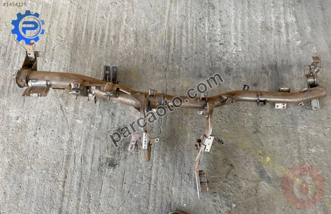 nissan primera 2007 göğüs demiri