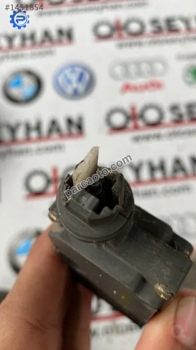 84680-AV600 nissan primera 2007 bagaj kapağı kilit motoru