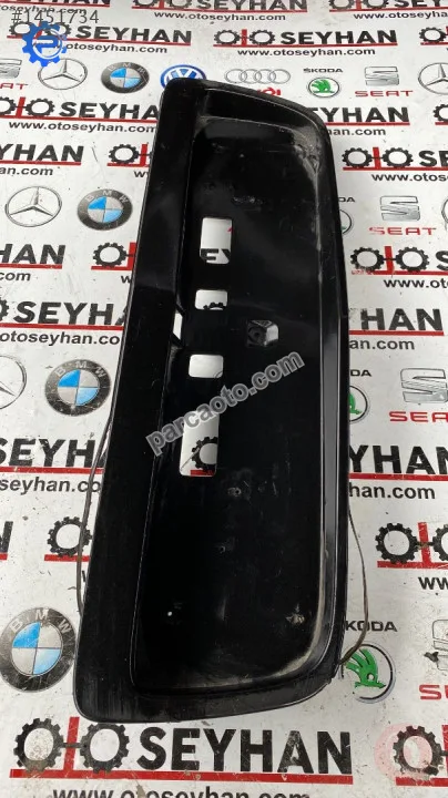 84810-AU300 nissan primera bagaj kapağı plakalık kaplaması