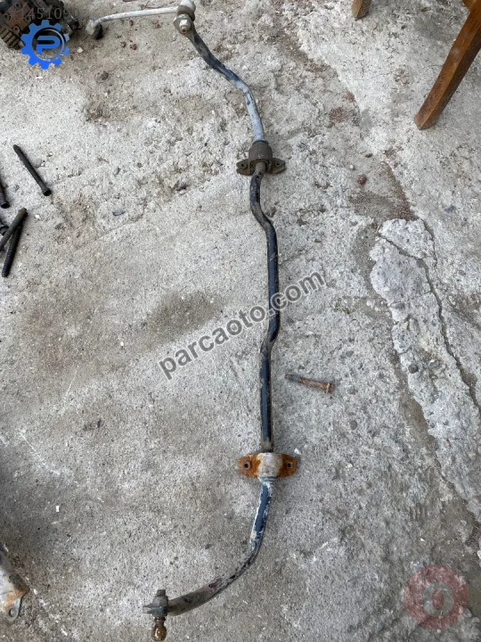 5C0411303 volkswagen jetta 2011-15 ön travers denge demiri