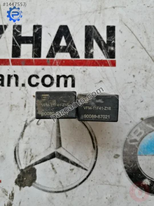 90080-87021 Toyota corolla 2017 benzinli gri röle