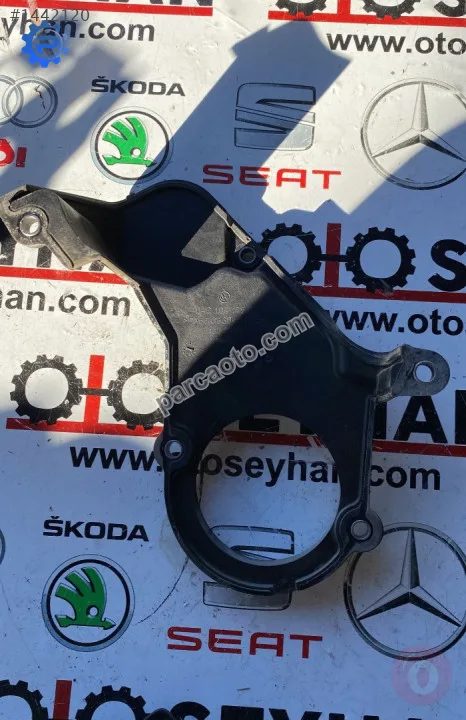 04C109175F volkswagen golf 7 1.4 tsi cxs triger kapağı alt