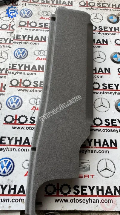 2K0868230A volkswagen caddy 2005 sağ bagaj raf kaplaması