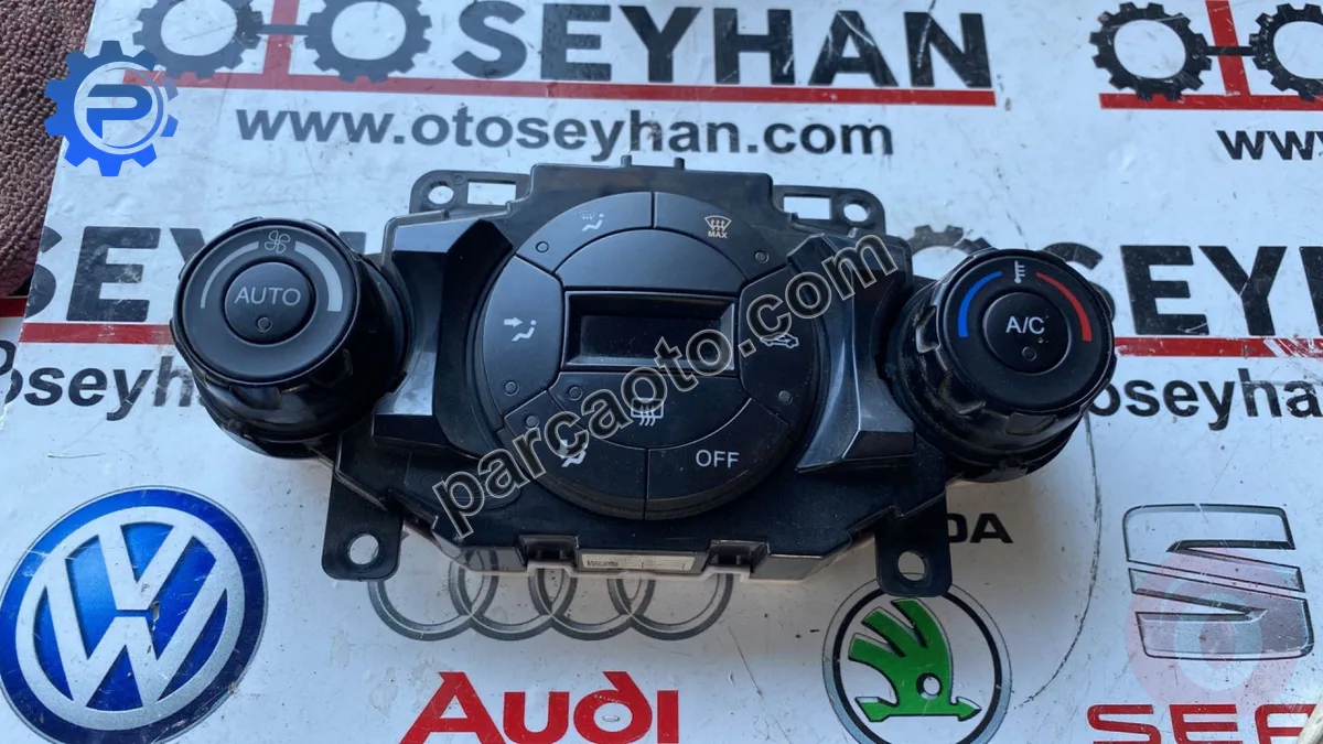 8A6T-18C612-AL ford fiesta 2011 dijital klima kontrol paneli