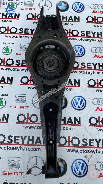 seat leon 2011 arka taşıyıcı helezon tablası sol