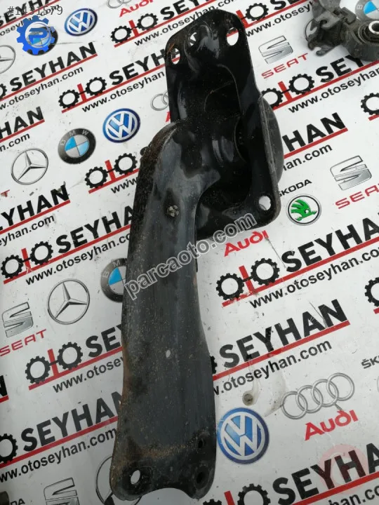 1K0505225H seat leon 2011 arka dingil baglantı ayagı sol