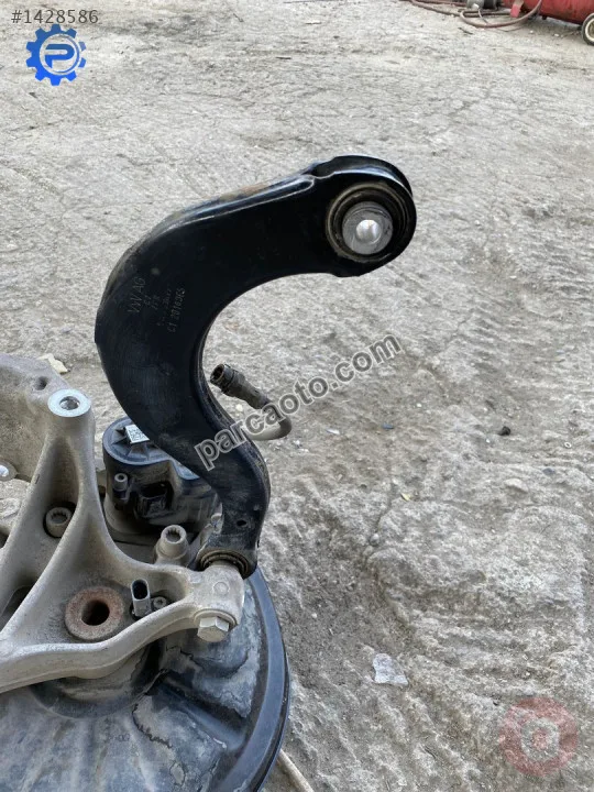 5Q0505351B 5Q0505323D vw tiguan 2017 sağ arka taşıyıcı kolu