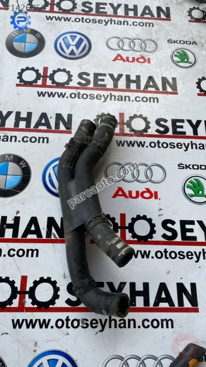 8W0122445C audi a4 2017 1.4 tfsi ikili su hortumu