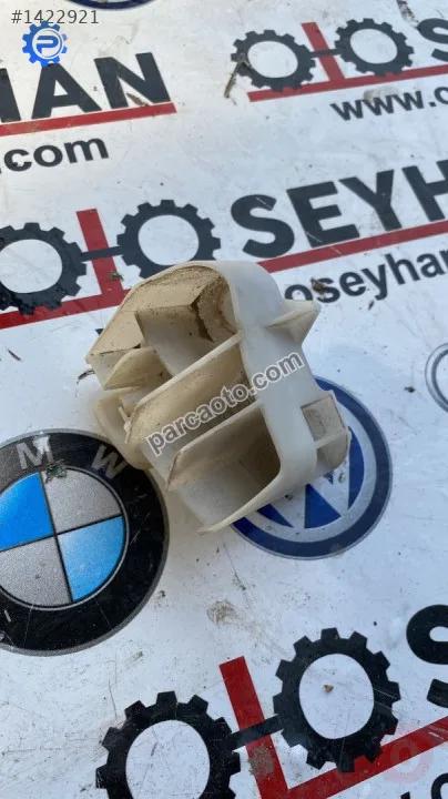 52165-0D050 toyota yaris 2012 arka tampon braketi sağ