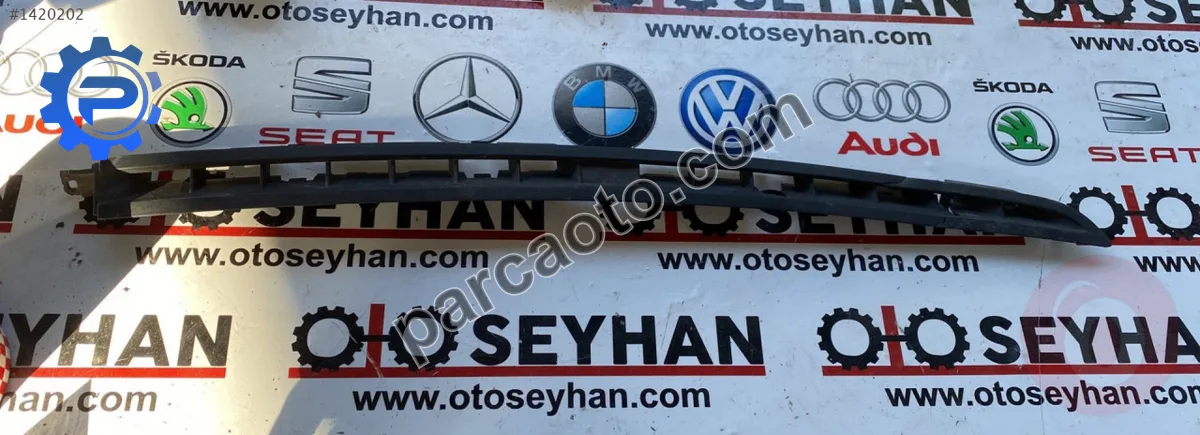 3G0857476 volkswagen passat b8 ön cam havalandırma ızgarası