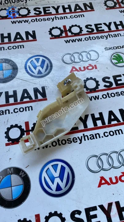 3G5867192B volkswagen passat b8 direk kaplaması tutucu