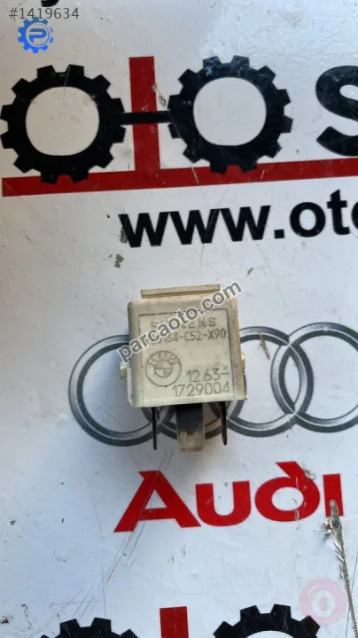 1729004 bmw E34 beyaz röle