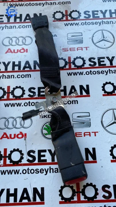 G068302 toyota yaris 2012 arka emniyet kemeri kilidi sağ G068302 toyota yaris 2012 arka emniyet kemeri kilidi sağ