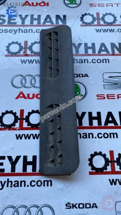64221928439 bmw 5.20 E34 arka ayak havalandırma ızgarası