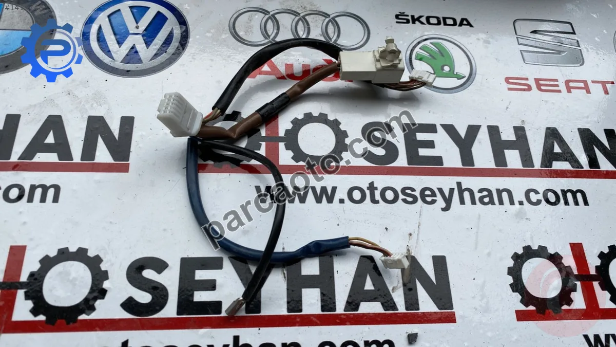 toyota yaris 2012 direksiyon simidi tesisatı