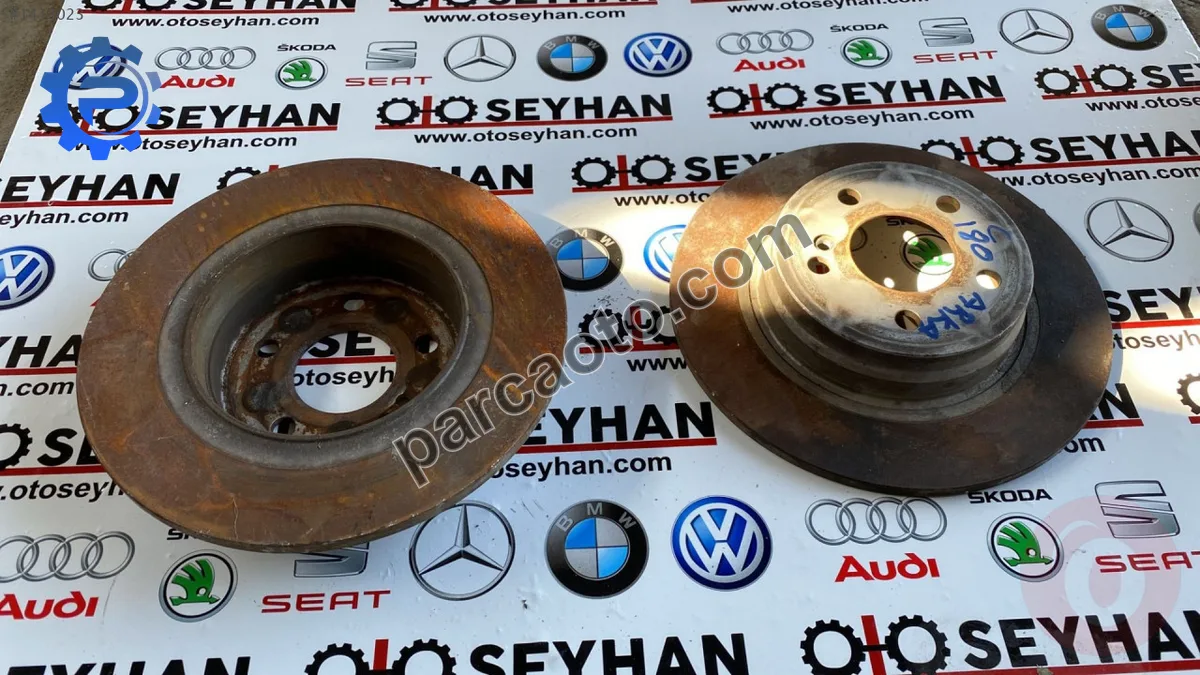 mercedes c180 w204 arka fren disk