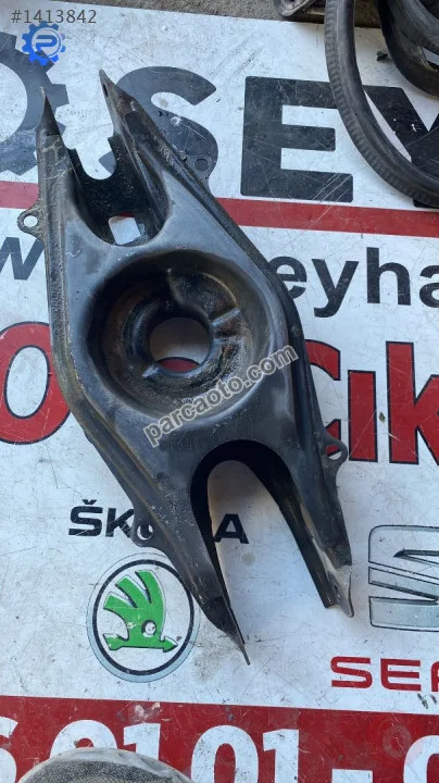 mercedes c180 w204 arka helezon alt tablası F012