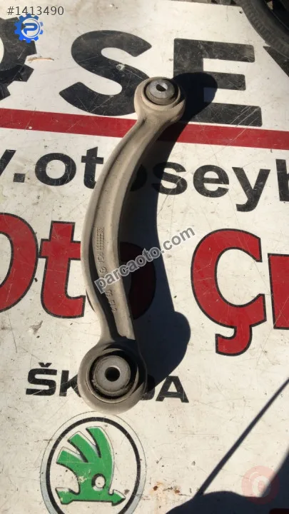 20409FL2 mercedes c180 w204 sağ arka taşıyıcı kolu