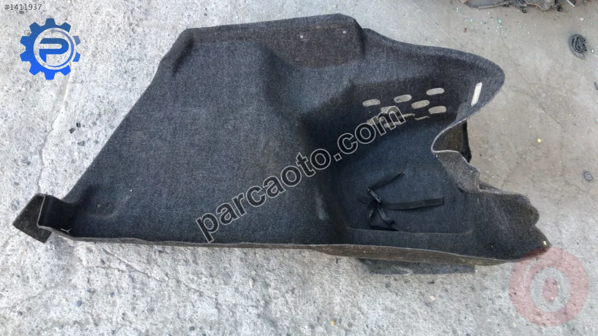 1Z5867428D skoda octavia 2005 sağ bagaj halısı