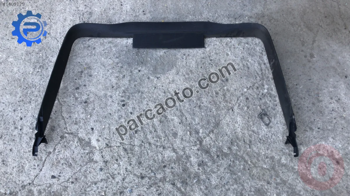 1Z5867605B skoda octavia bagaj kapağı iç cam çerçeve kaplaması